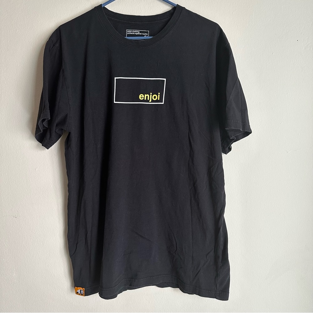 enjoi skateboard black T-shirt: Men’s Large